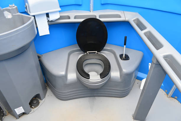 Affordable portable toilet rental in Churubusco, IN